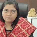गरीबो को किया जा रहा झंडा खरीदने के लिये मजबूर
